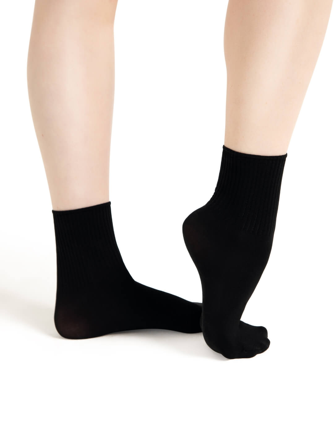 Capezio Adult & Youth Ribbed Dance Sock (BG022)